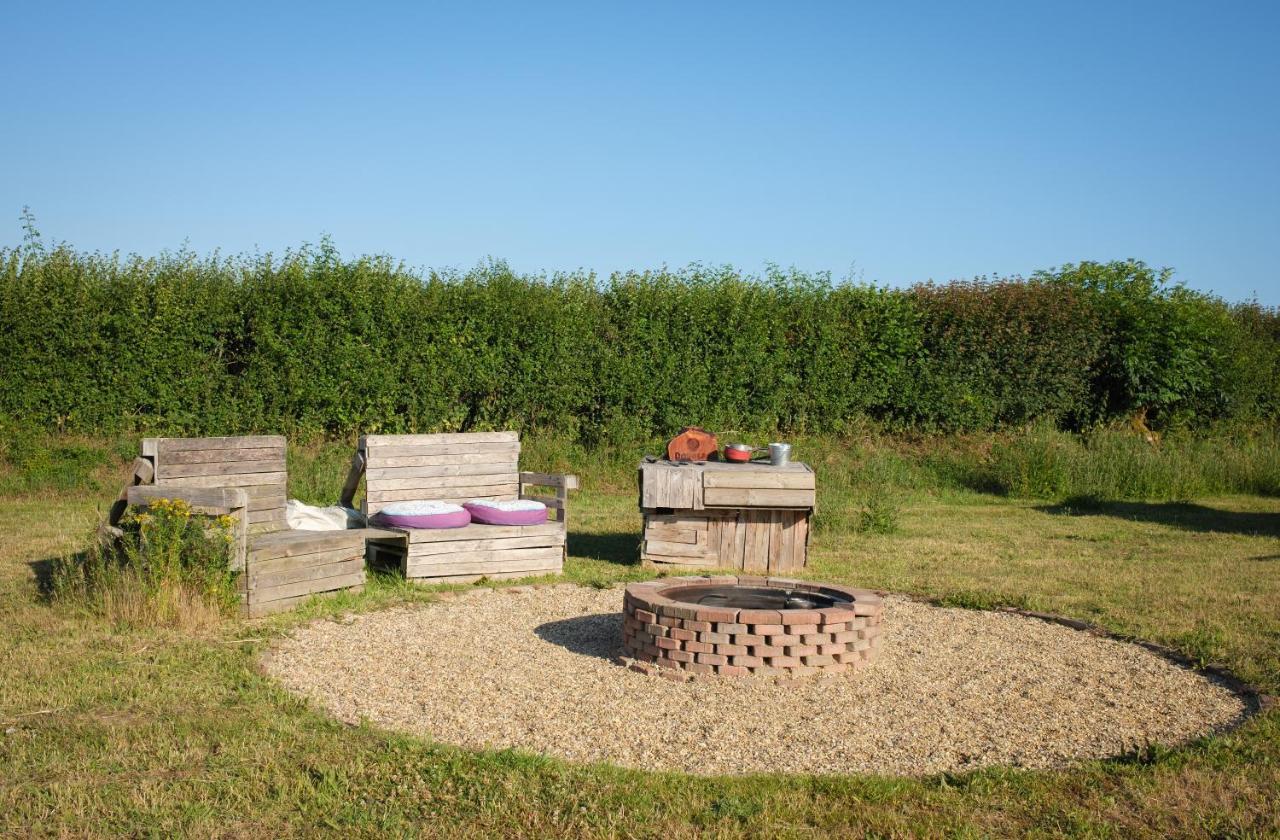 Вилла Get Away Hide Away Dereham Экстерьер фото